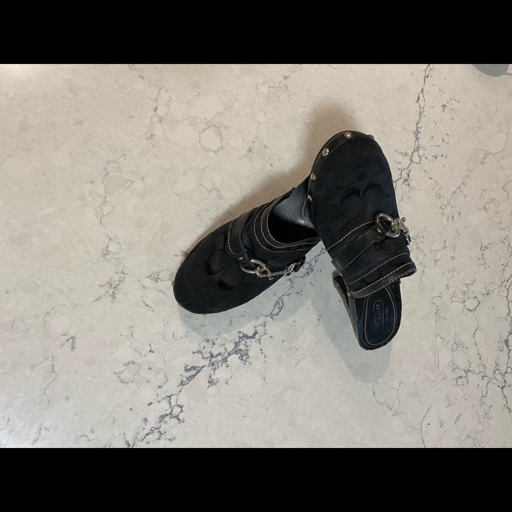 Women’s Coach Clog size 7
